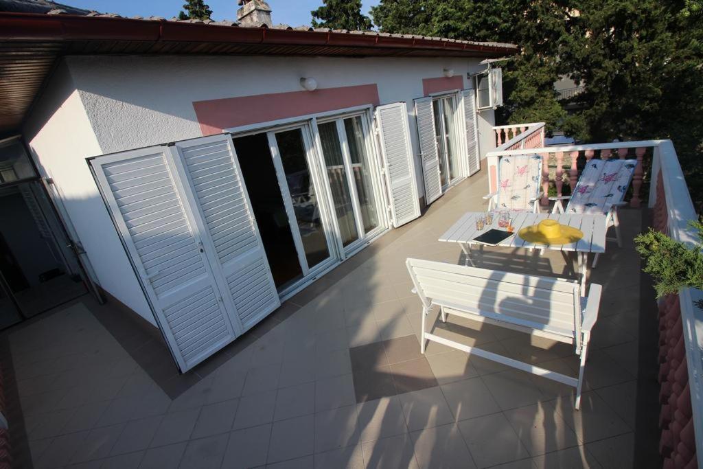 House Barbara Villa Novi Vinodolski Bagian luar foto